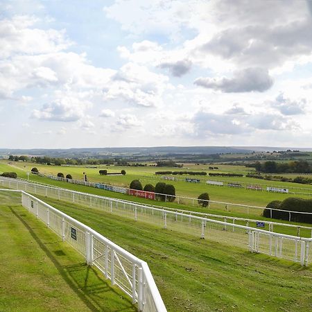 The Racecourse Lodge Hexham Esterno foto